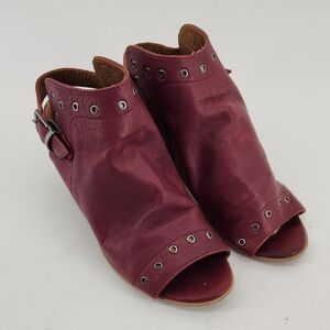BUENO Women's Burgundy Peep-Toe Ankle Sandals